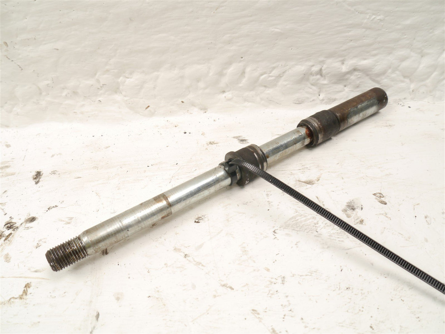 KAWASAKI J125 SC125 2016-2021 FRONT WHEEL SPINDLE