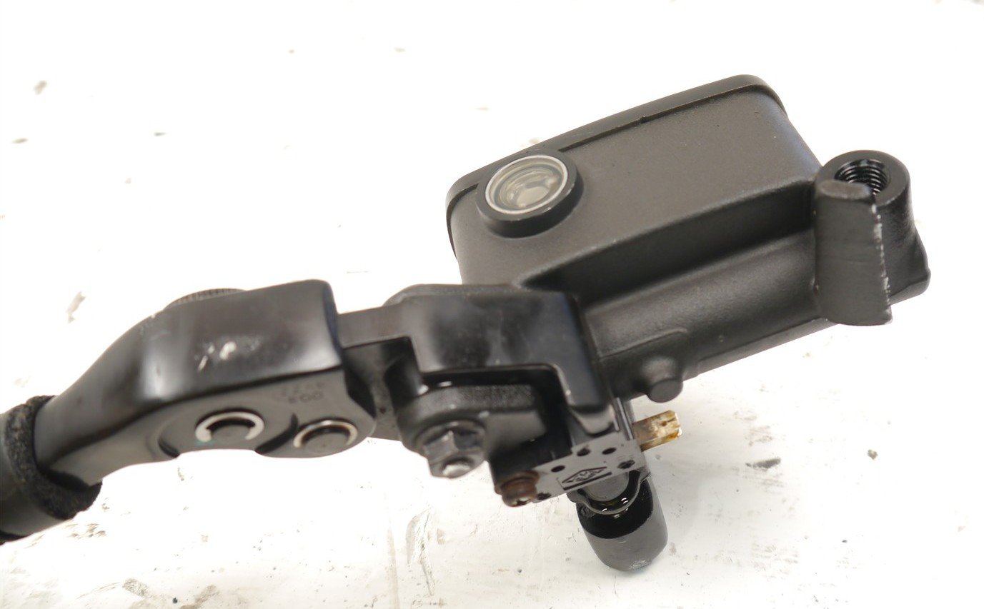 KAWASAKI J125 SC125 2016-2021 FRONT BRAKE MASTER CYLINDER & LEVER