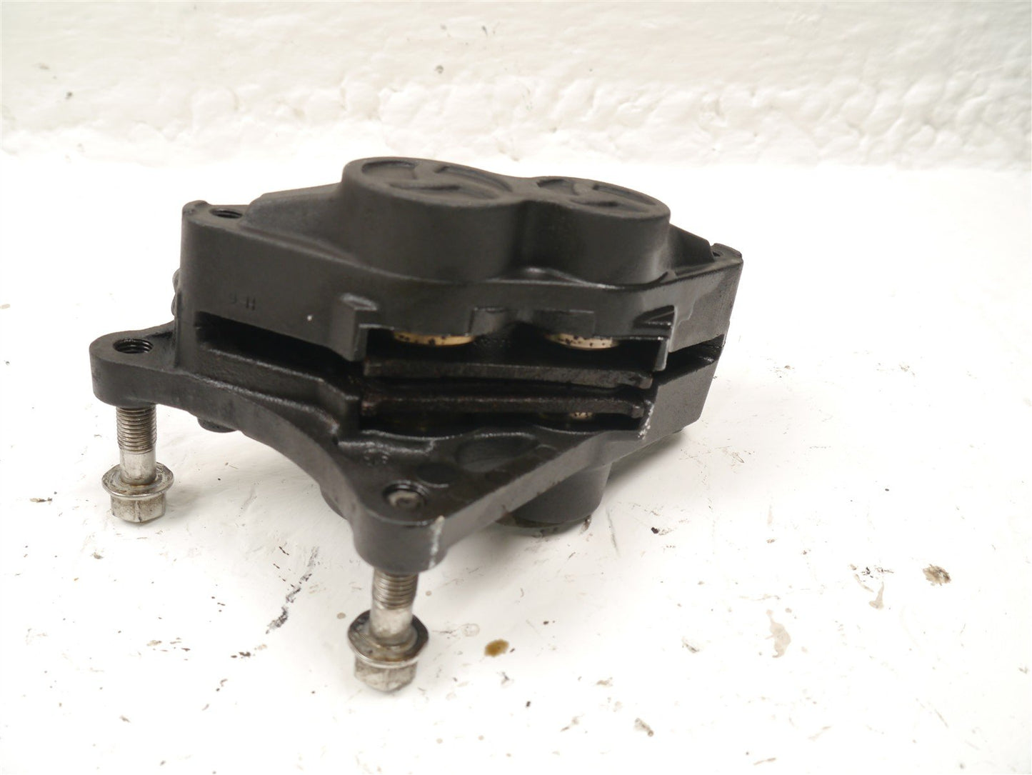 TRIUMPH SPRINT 955i RS 1999-2004 FRONT RIGHT BRAKE CALIPER