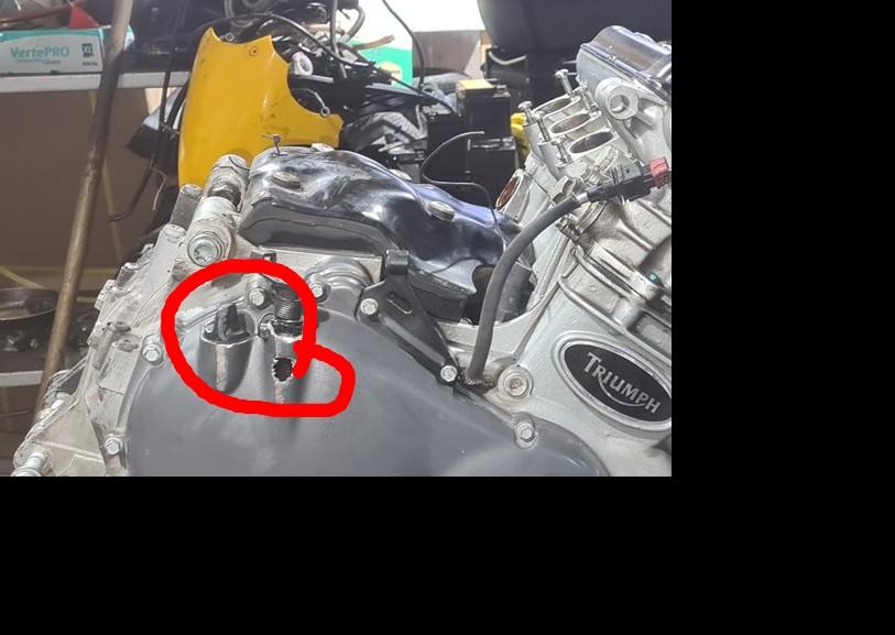 TRIUMPH SPRINT 955i RS 1999-2004 ENGINE 24K (DAMAGED CLUTCH CASE)