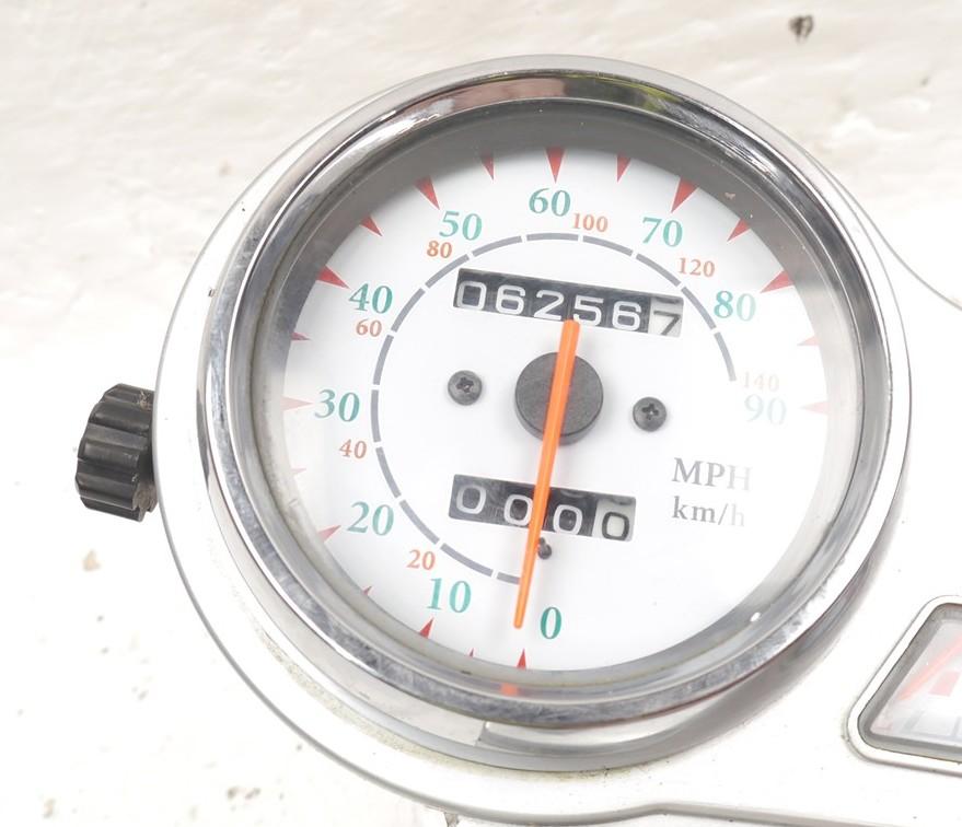 YAMAHA YBR125 CUSTOM FRONT BRAKE CALIPER 6K