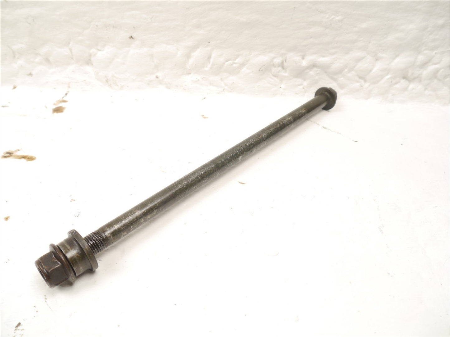 SYM SYMPHONY ST 125 2014-2015 FRONT WHEEL SPINDLE