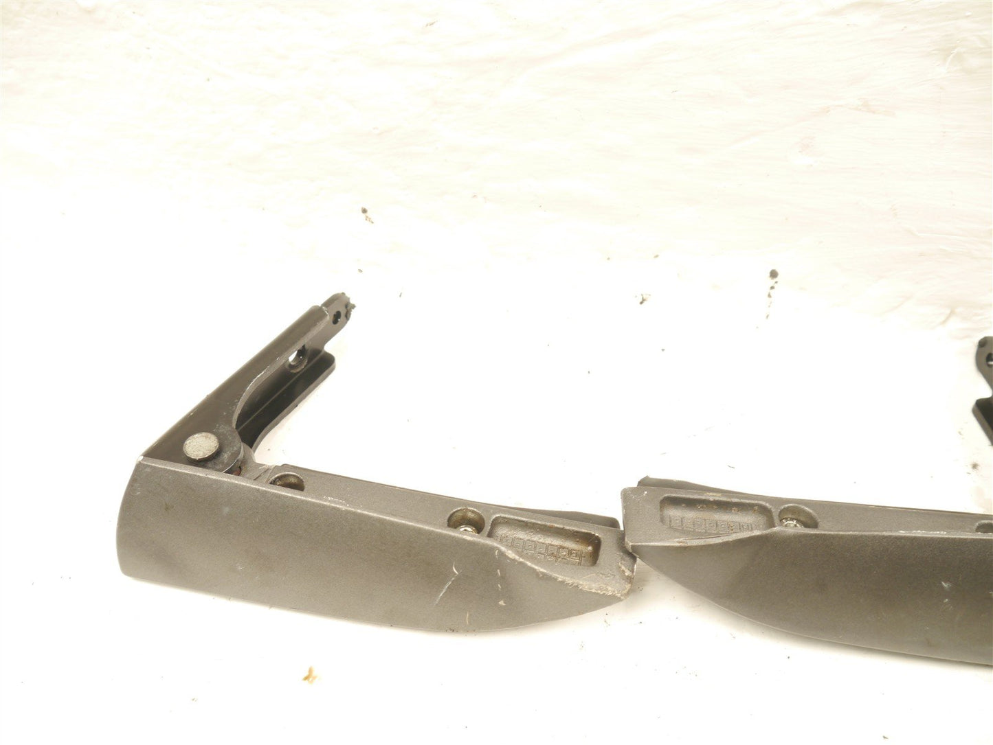 PIAGGIO BEVERLY 350 REAR FOOT PEGS