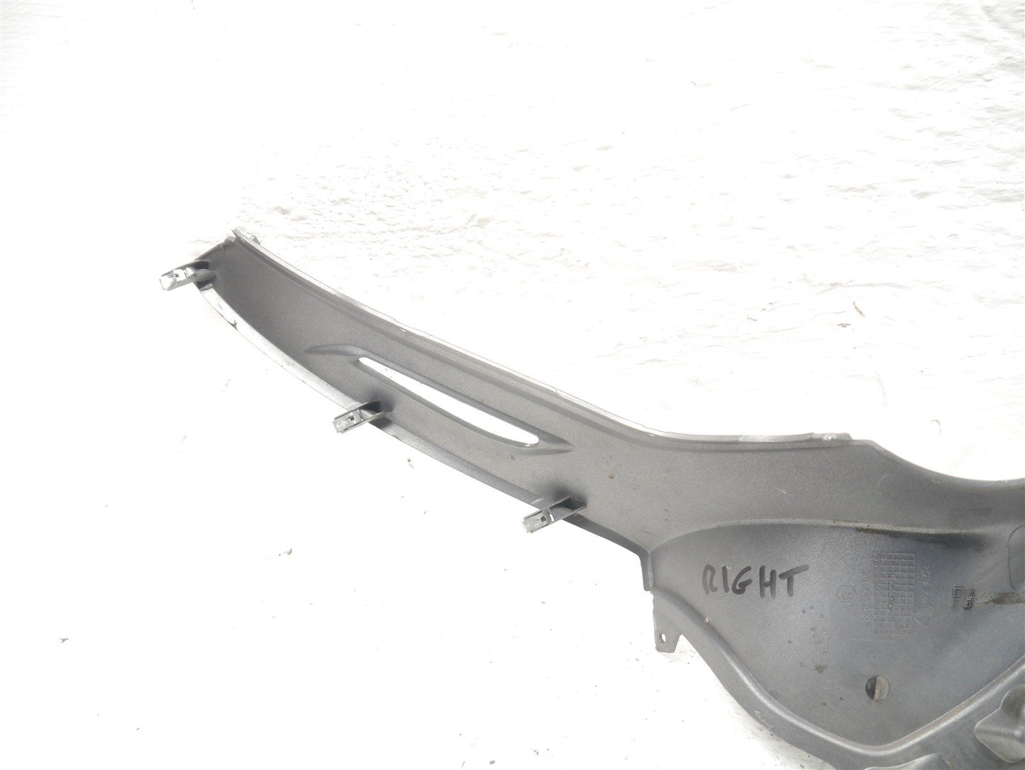 PIAGGIO BEVERLY 350 RIGHT MID FAIRING