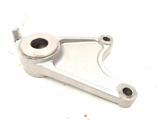 TRIUMPH TRIDENT SPRINT 900 1992-1998 REAR BRAKE CALIPER MOUNT 14K