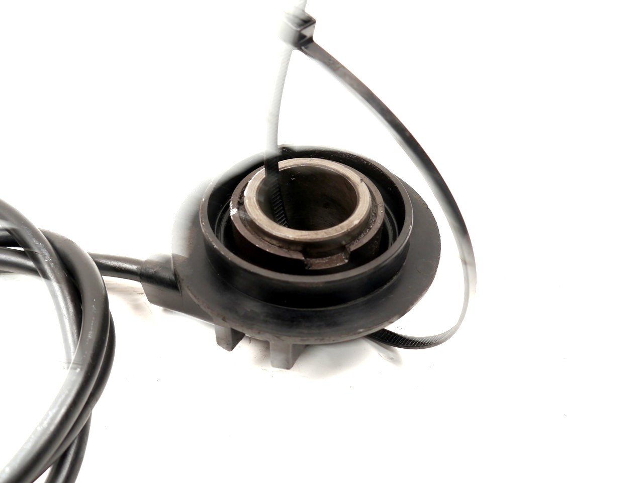 TRIUMPH SPRINT ST 955I 1999-2004 SPEEDOMETER DRIVE UNIT