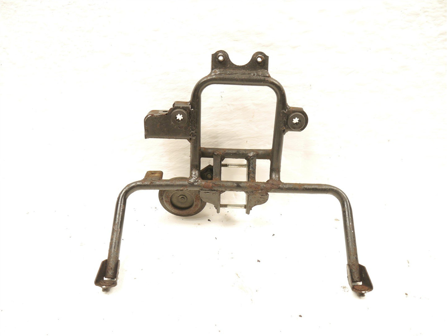 HONDA SES 125 DYLAN 2002-2006 FRONT FAIRING MOUNT