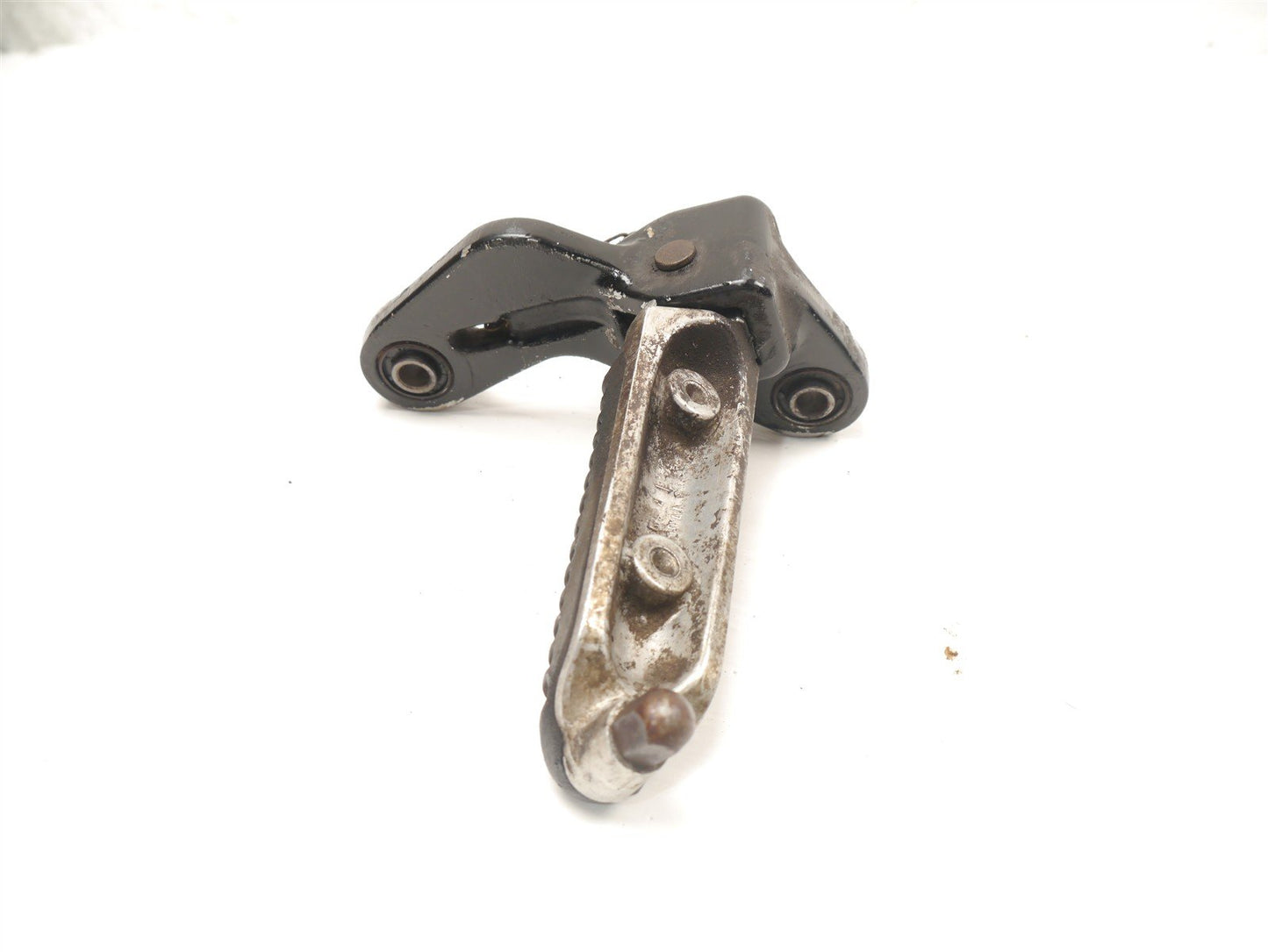 SUZUKI GSX600 F 1999-2006 FRONT LEFT PEG & HANGER