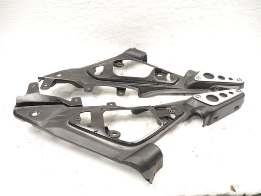 YAMAHA XSR125 2021-2026 SIDE PANELS