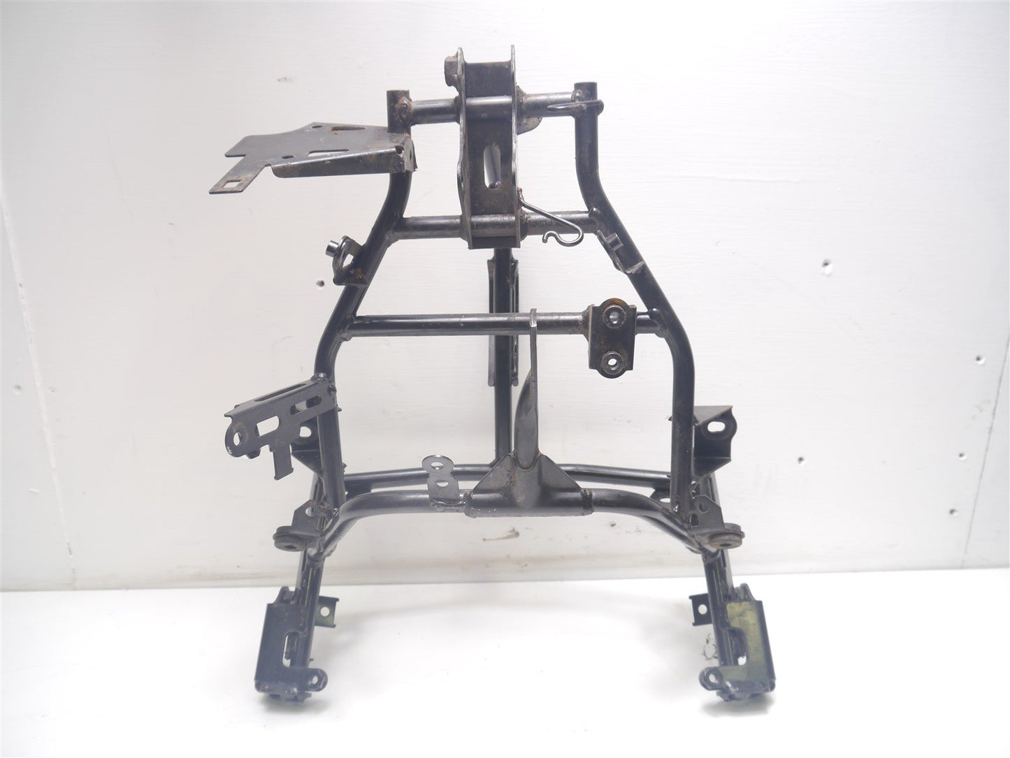 HONDA FES125 FES 125 S-WING 2007-2015 FRONT FAIRING LIGHT HEADLIGHT MOUNT FRAME