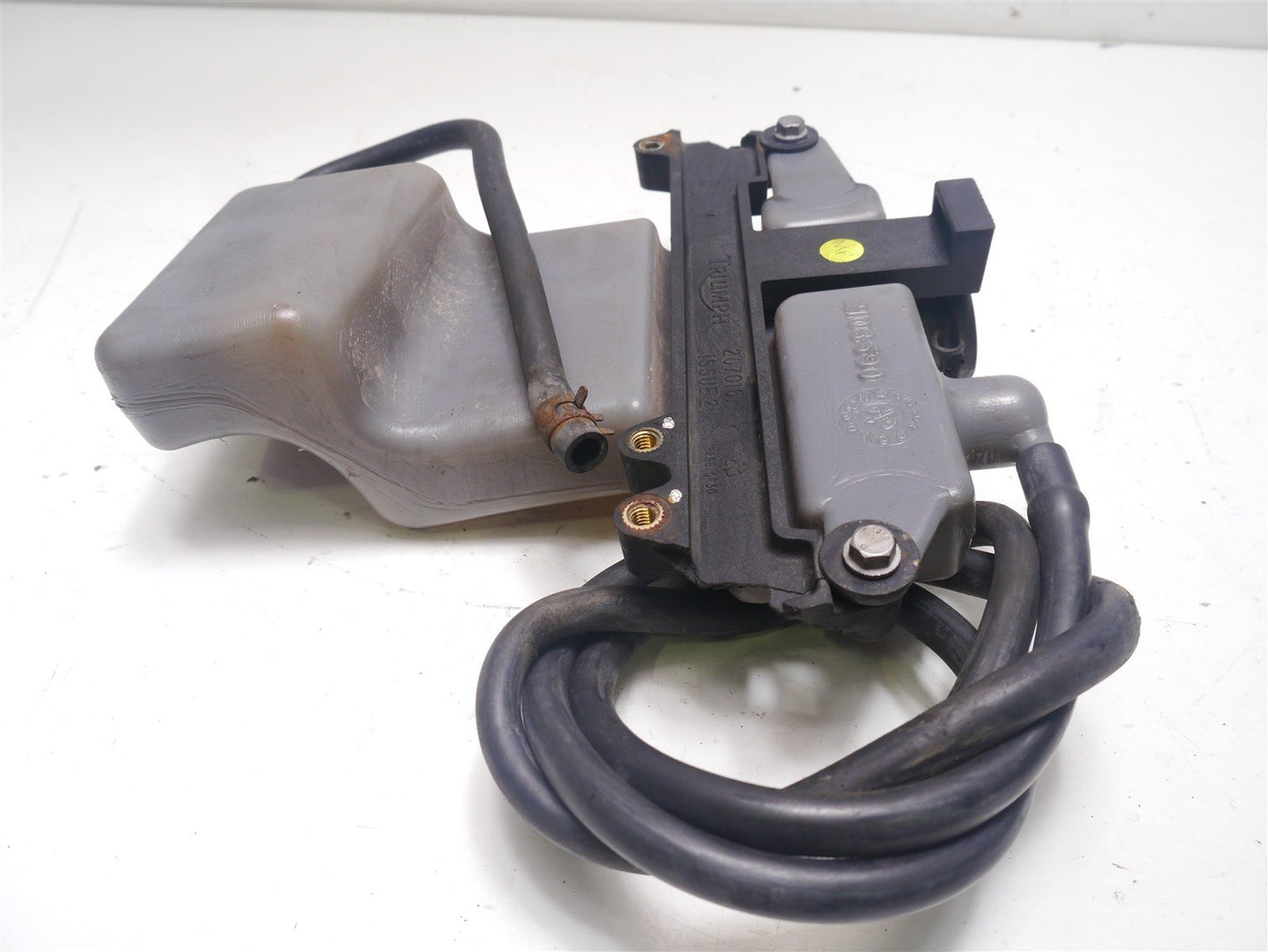 TRIUMPH SPRINT 1050 ST 2005-2009 WATER COOLANT RESERVOIR WITH CAP& MOUNT