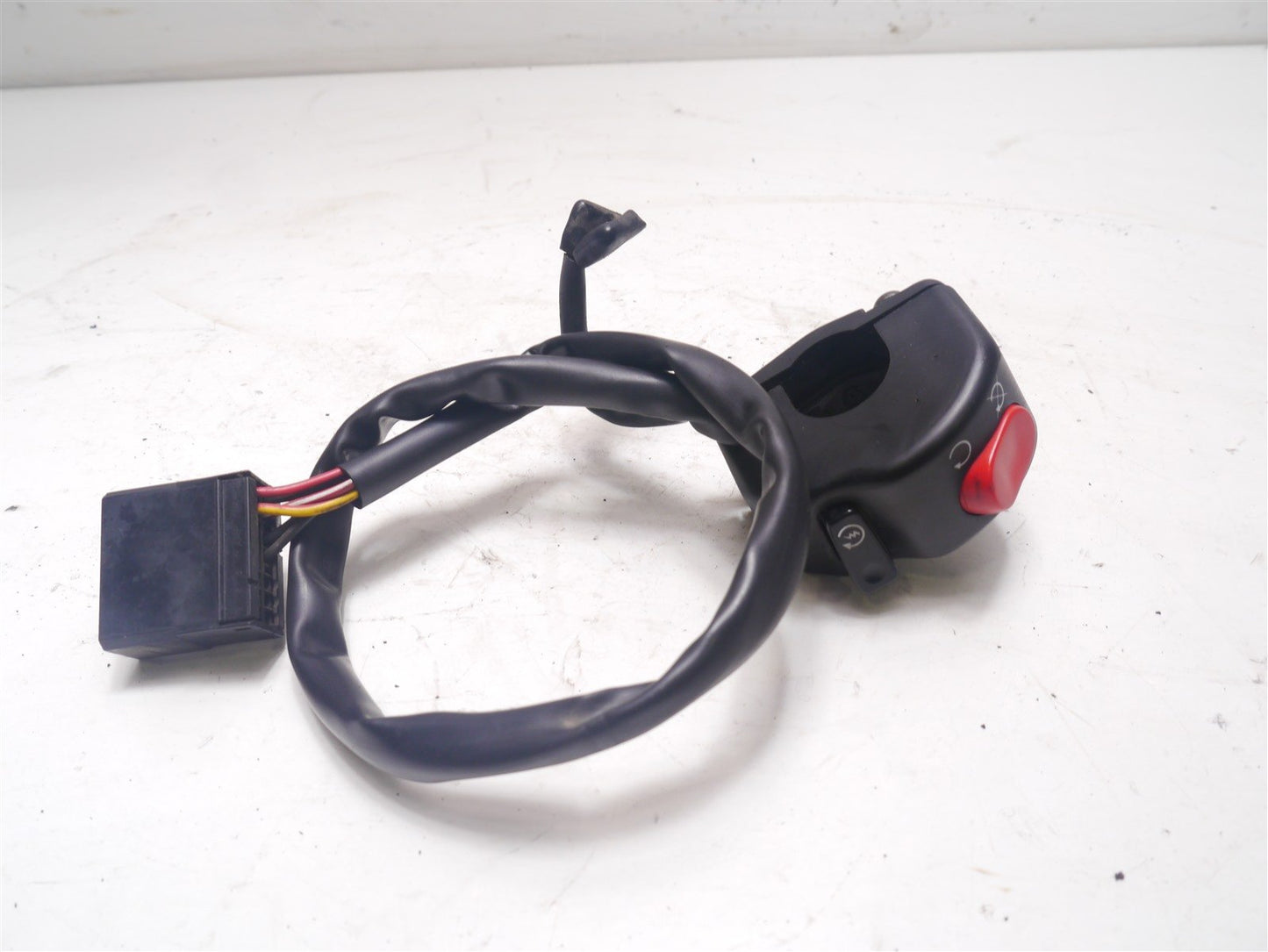 TRIUMPH SPRINT 1050 ST 2005-2009 RIGHT THROTTLE LIKK SWITCHGEAR SWITCHES VGC