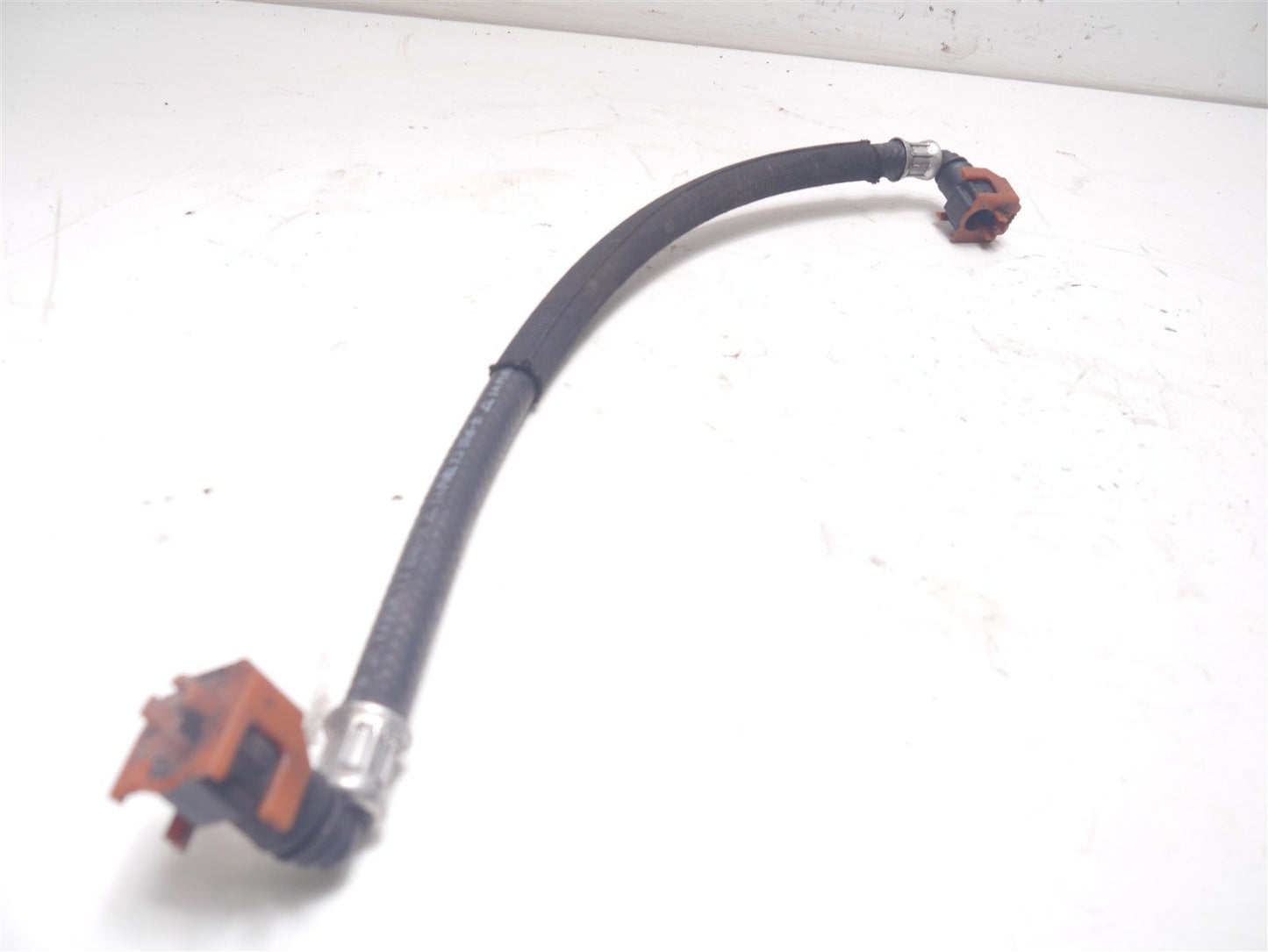 TRIUMPH SPRINT 1050 ST 2005-2009 FUEL PETROL PIPE