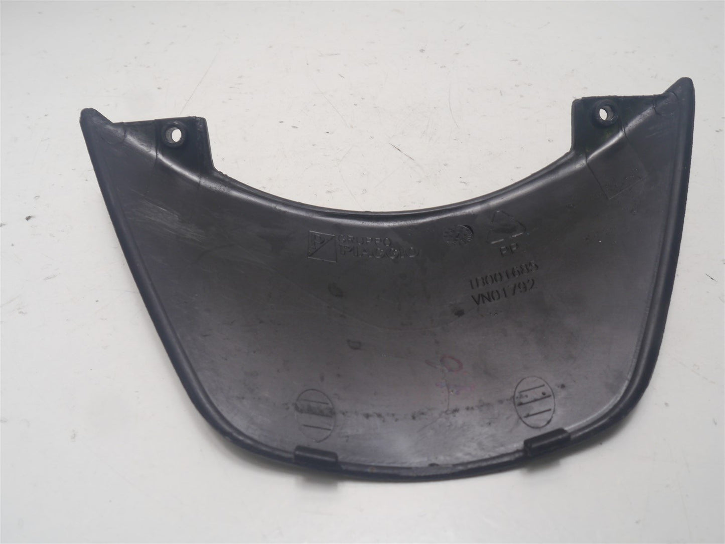 PIAGGIO MEDLEY 125 2016 ONWARD JUST 4933 MILES! LOWER LOCKER FAIRING PANEL