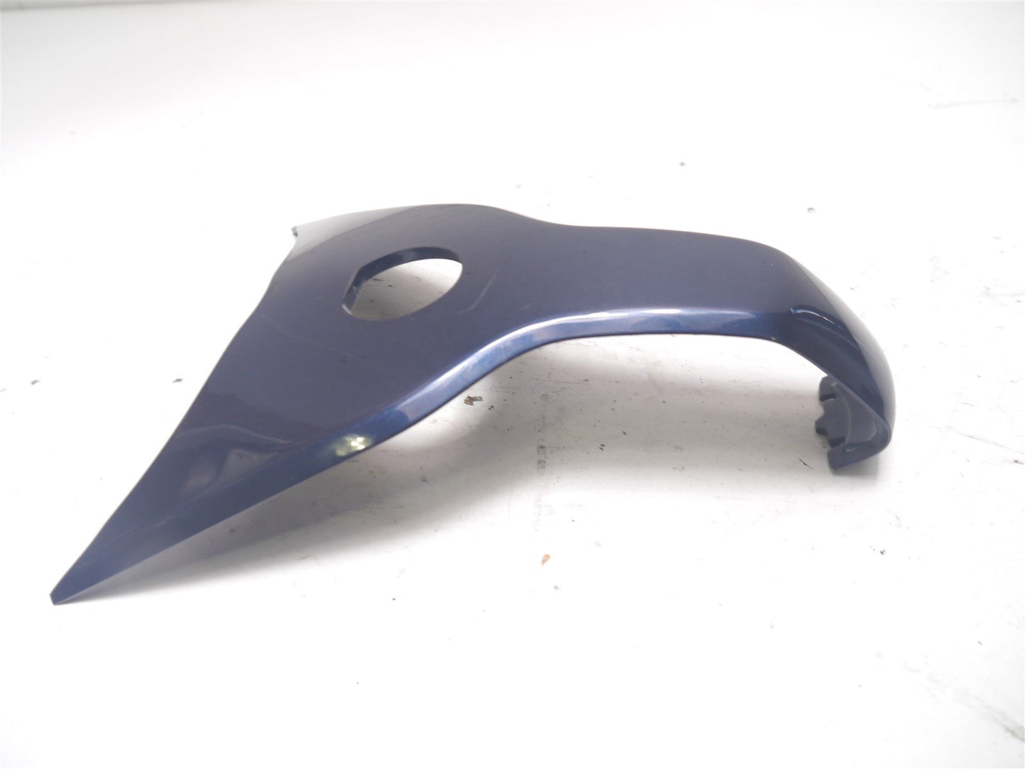 PIAGGIO MEDLEY 125 2016 ONWARD JUST 4933 MILES! REAR LIGHT FAIRING IN BLUE