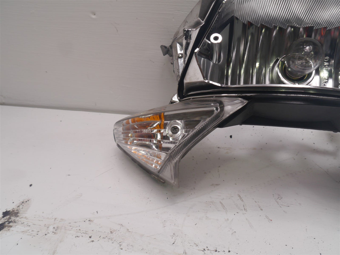 HONDA NSC 110 VISION 2011-2016 REAR INDICATORS X 2 WITH LIGHT LENS