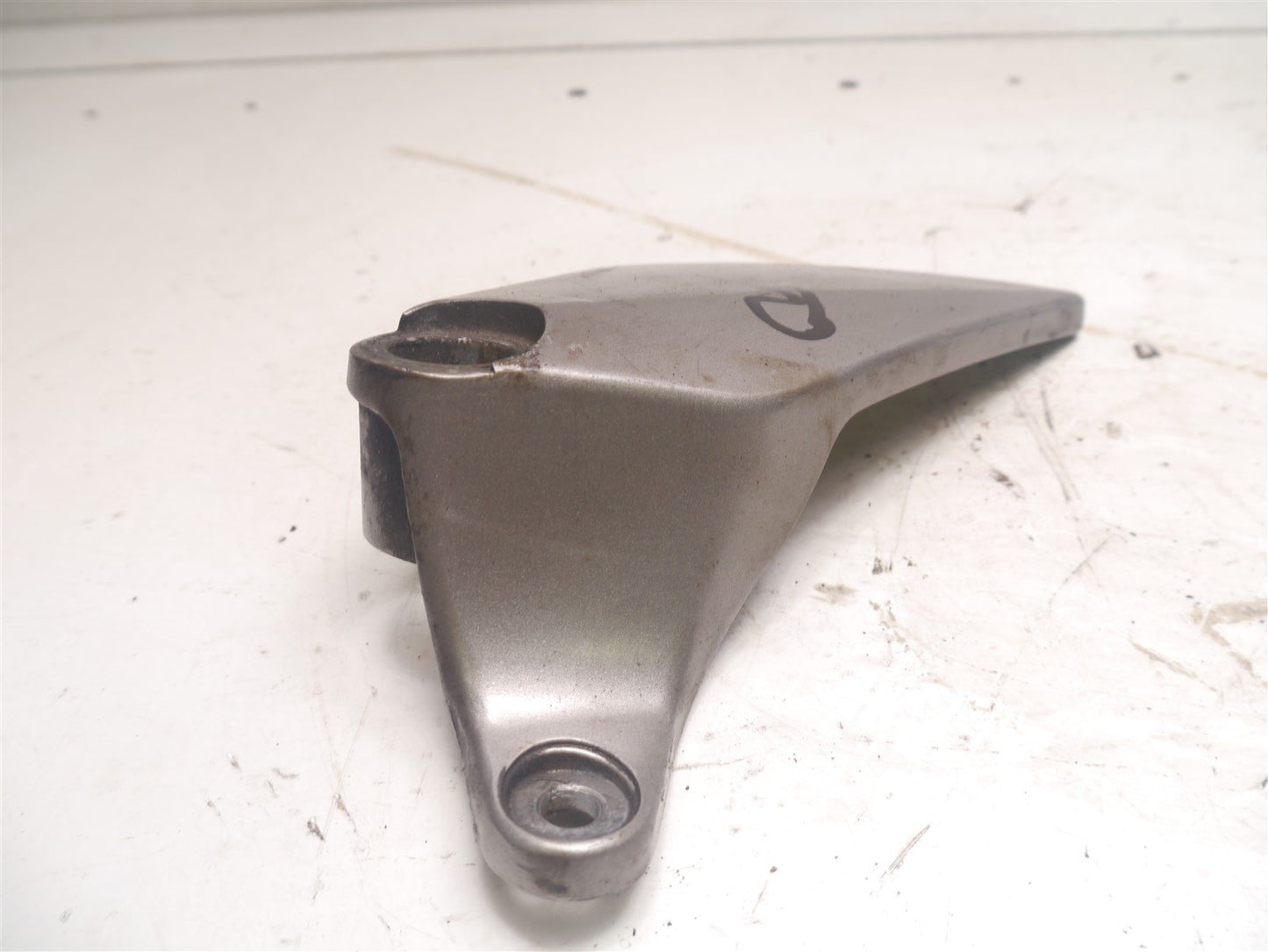 ZONTES ZT 125 5A MONSTER 2011-2017 REAR RIGHT BRAKE MASTER HANGER