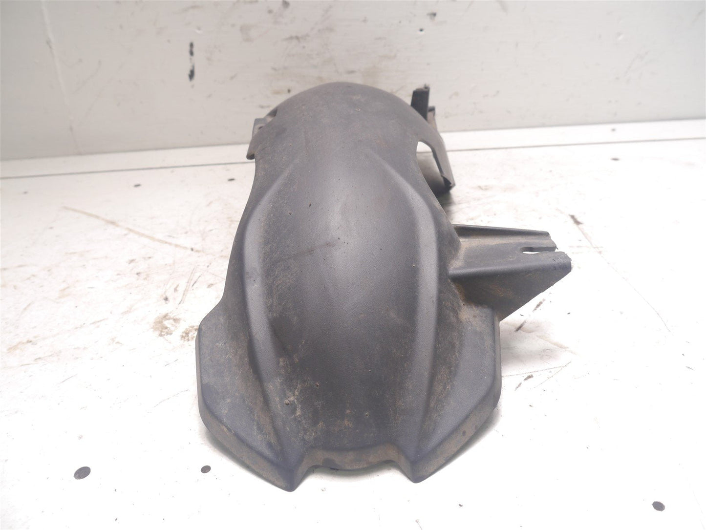 SYM MASK 50 2019-2020 JUST 1,462 MILES! REAR WHEEL HUGGER MUDGUARD