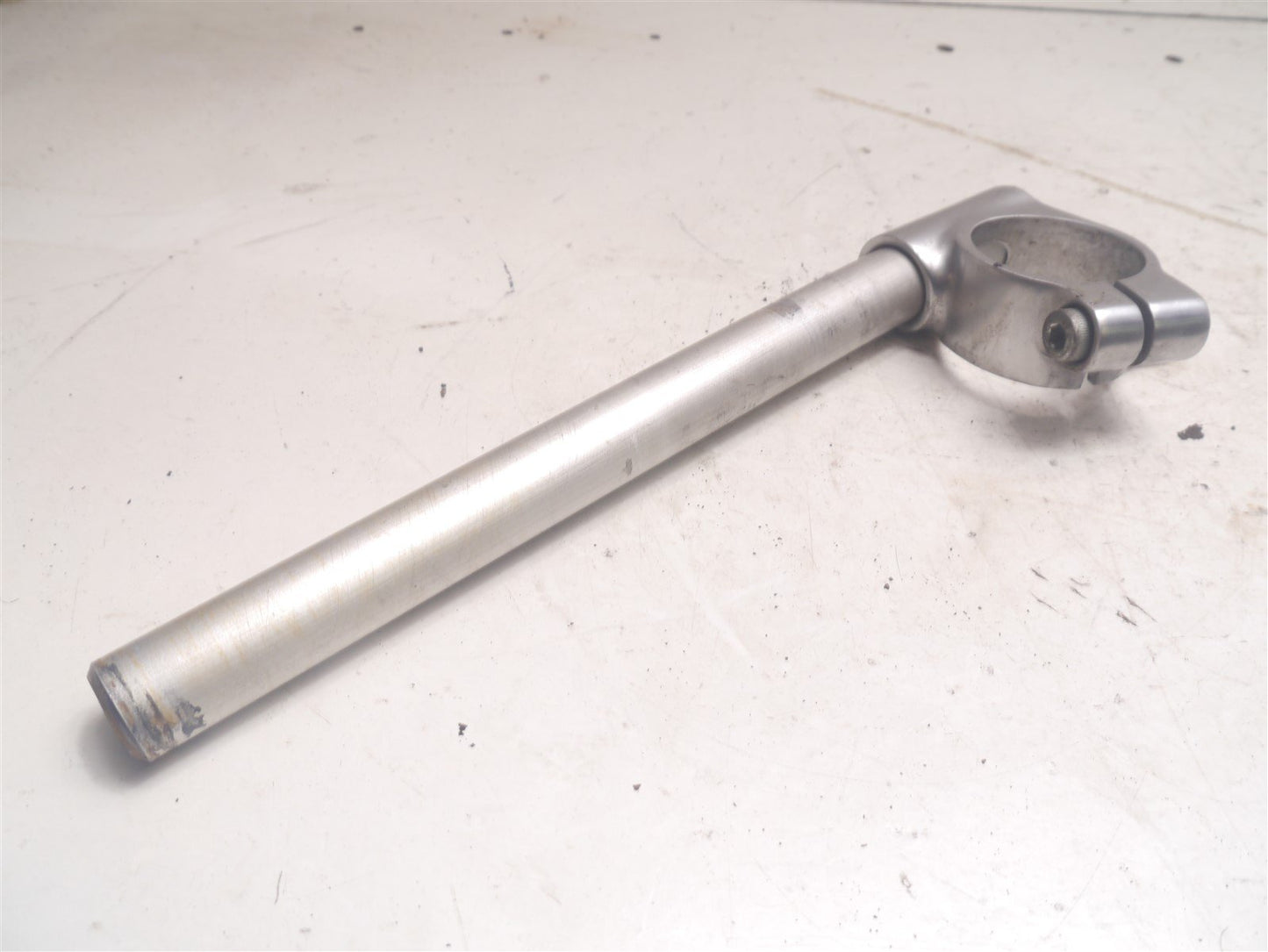 KAWASAKI ZX-6R G NINJA 1998-1999 LEFT HANDLEBAR GOOD THREAD