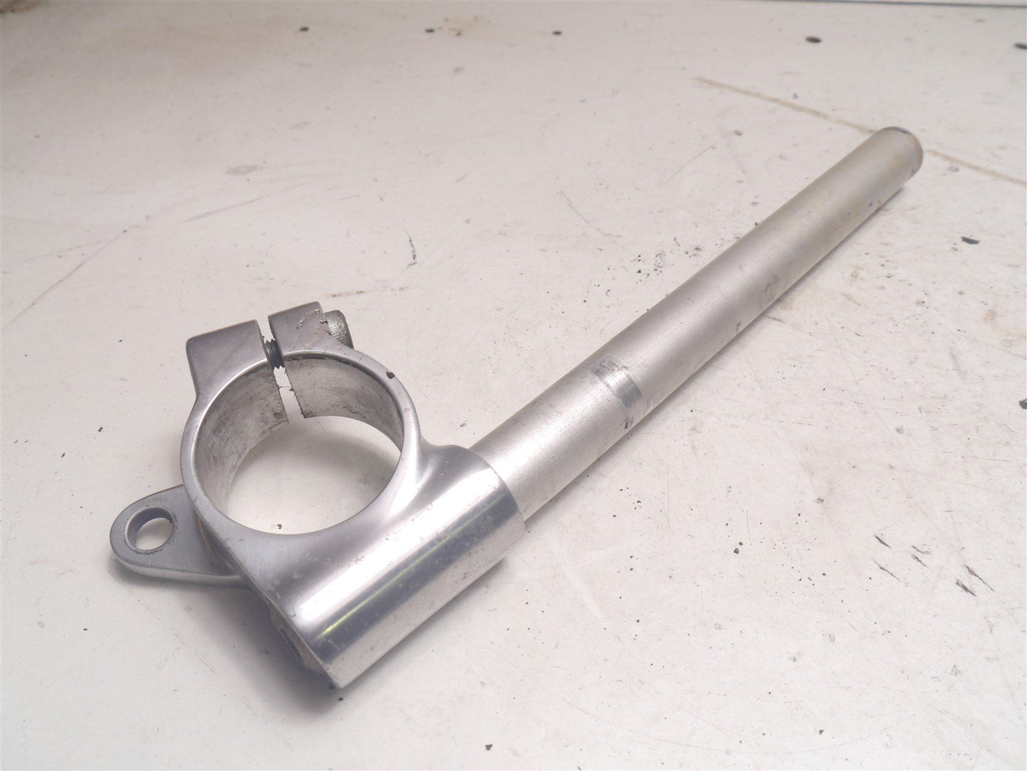 KAWASAKI ZX-6R G NINJA 1998-1999 LEFT HANDLEBAR GOOD THREAD