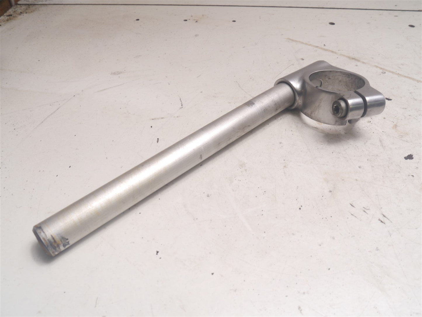 KAWASAKI ZX-6R G NINJA 1998-1999 LEFT HANDLEBAR GOOD THREAD