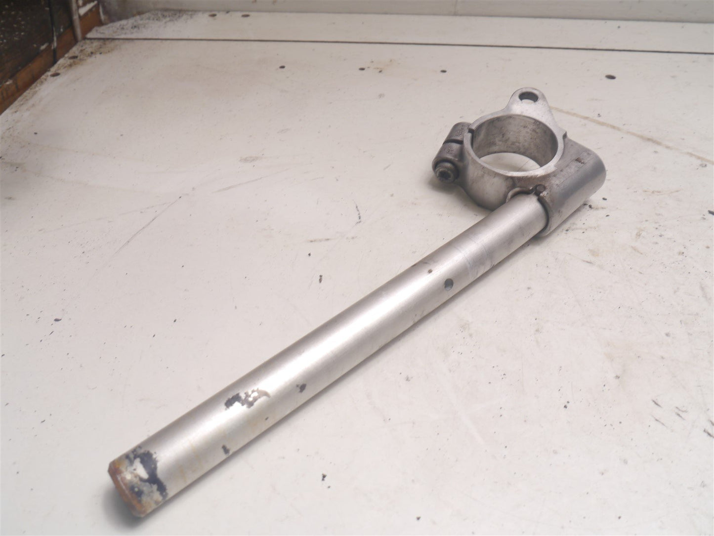 KAWASAKI ZX-6R G NINJA 1998-1999 LEFT HANDLEBAR GOOD THREAD