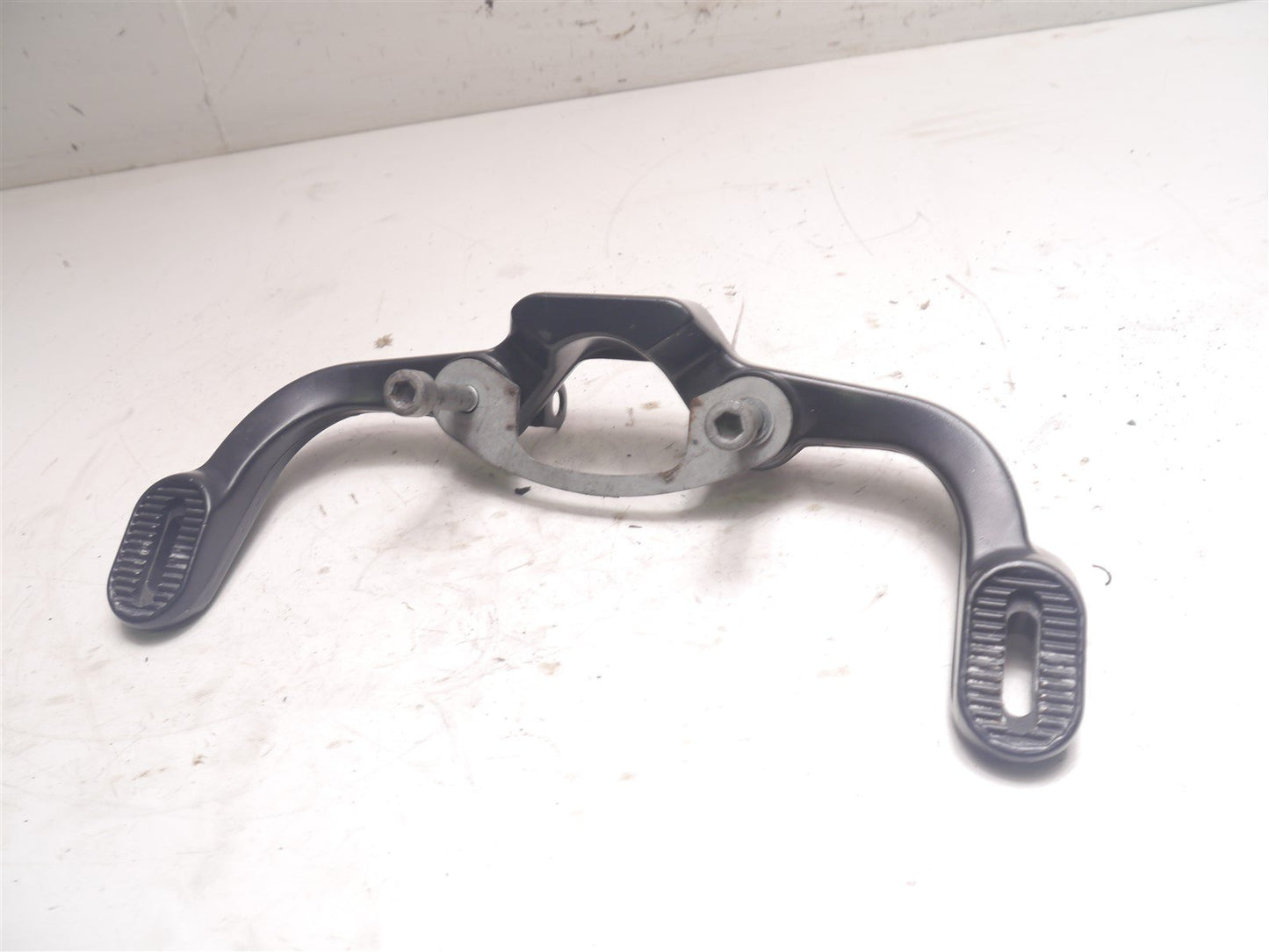 BMW R1100RS R 1100 RS 1993-2001 HANDLEBAR MOUNT BRACKET & BOLTS