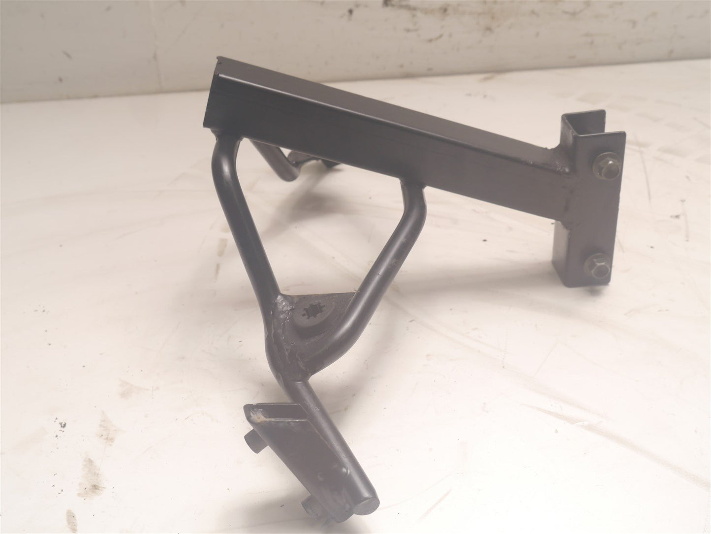 AJS R7 2014-2017 FRONT FAIRING MOUNT FRAME