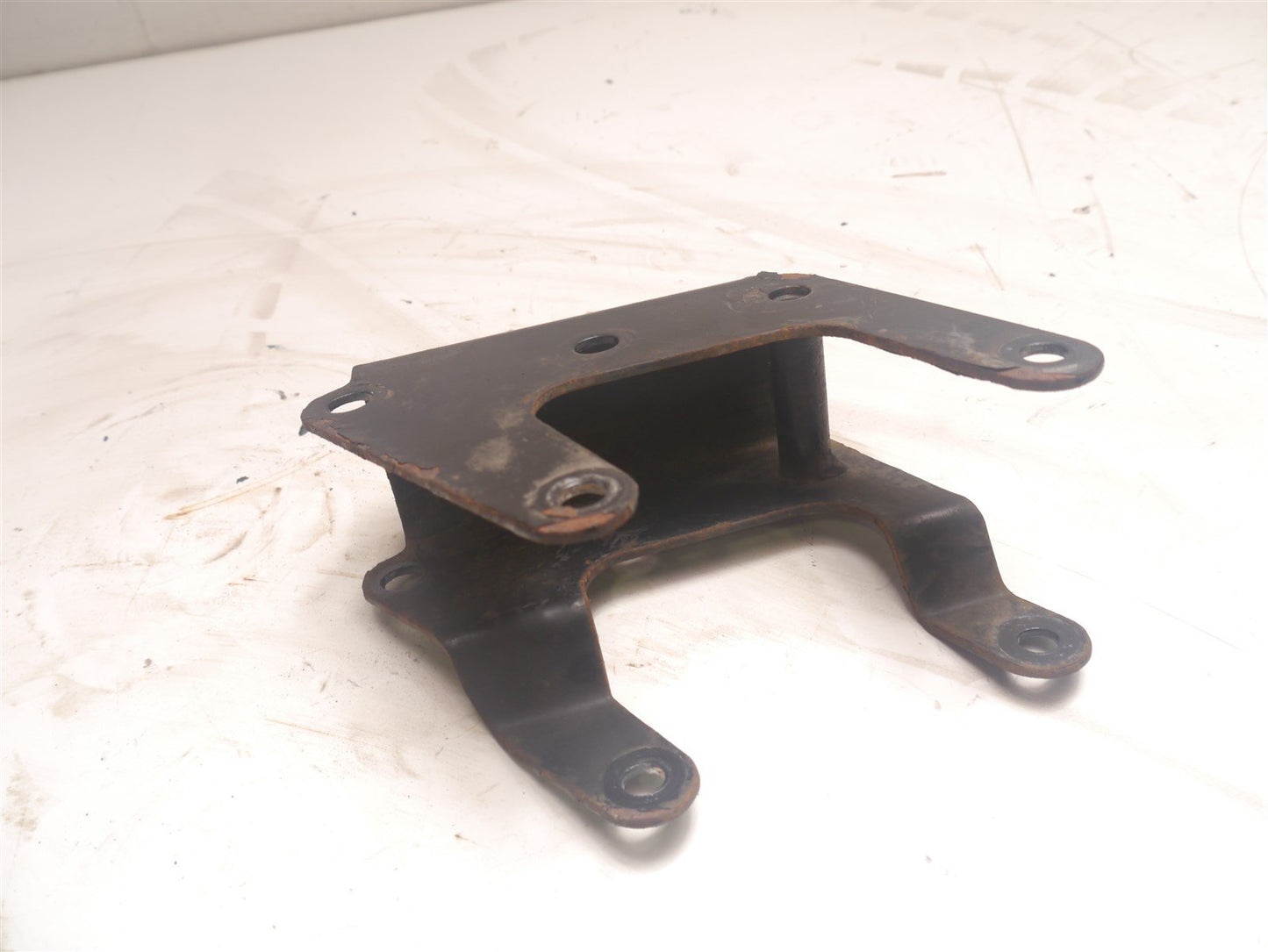 AJS R7 2014-2017 FRONT ENGINE MOUNT
