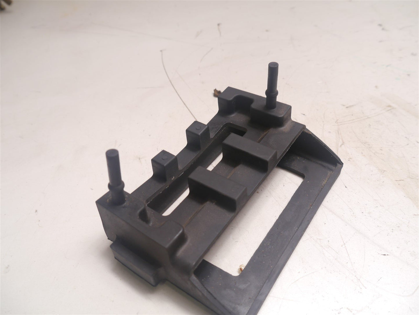 KAWASAKI ZR750 Z750 J 2004-2006 CDI ECU RUBBER MOUNT