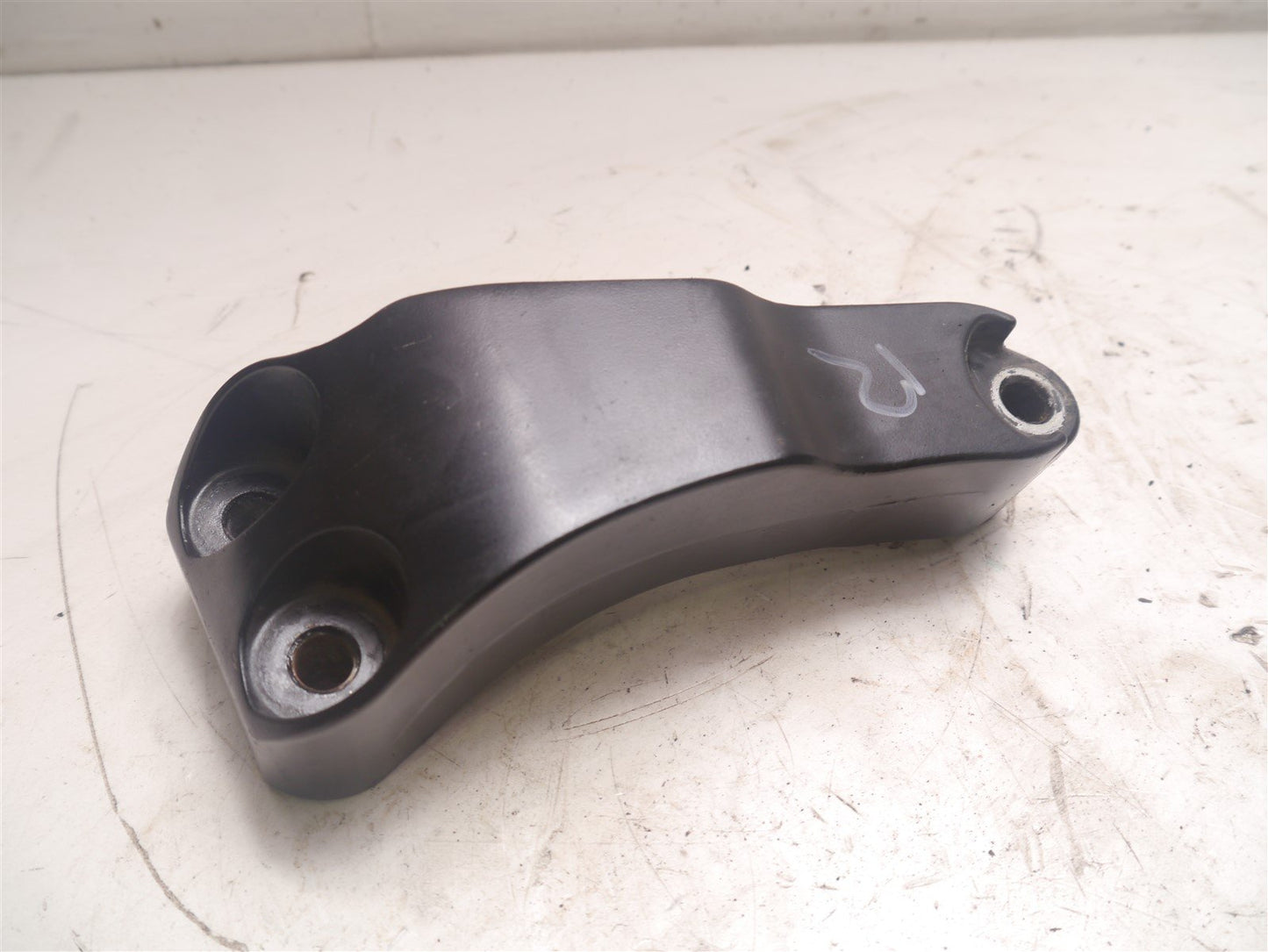 KAWASAKI ZR750 Z750 J 2004-2006 TOP RIGHT FRAME ENGINE MOUNT