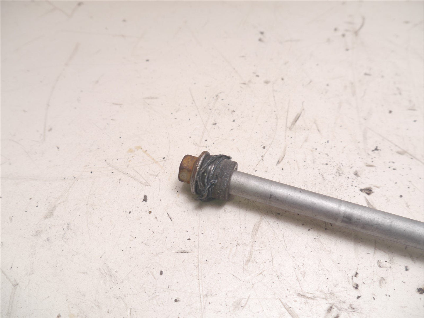 HONDA SH 50 CITY EXPRESS 1996-2002 FRONT WHEEL SPINDLE AXLE