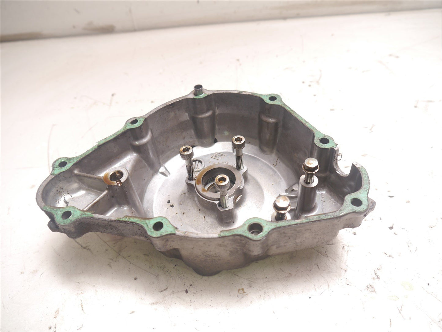 HONDA CBR125R CBR125 CBR 125 R 2004-2006 STATOR CASE COVER