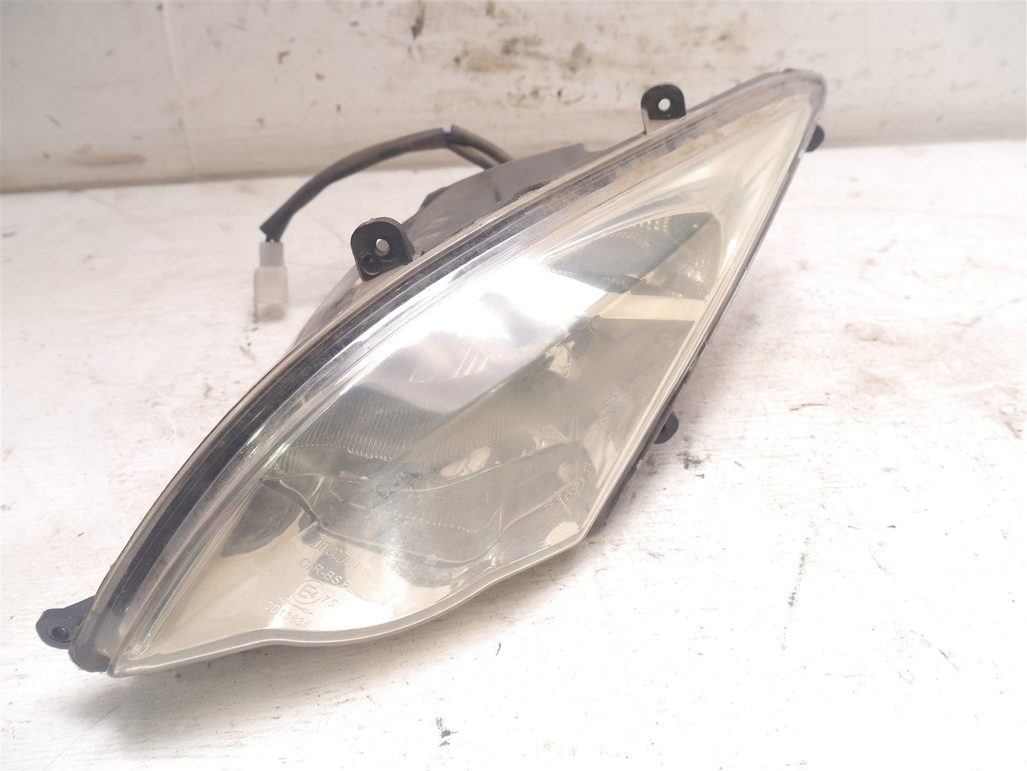 LEXMOTO MATADOR 125 ZS125T-40 2015-2017 FRONT RIGHT LIGHT HEADLIGHT