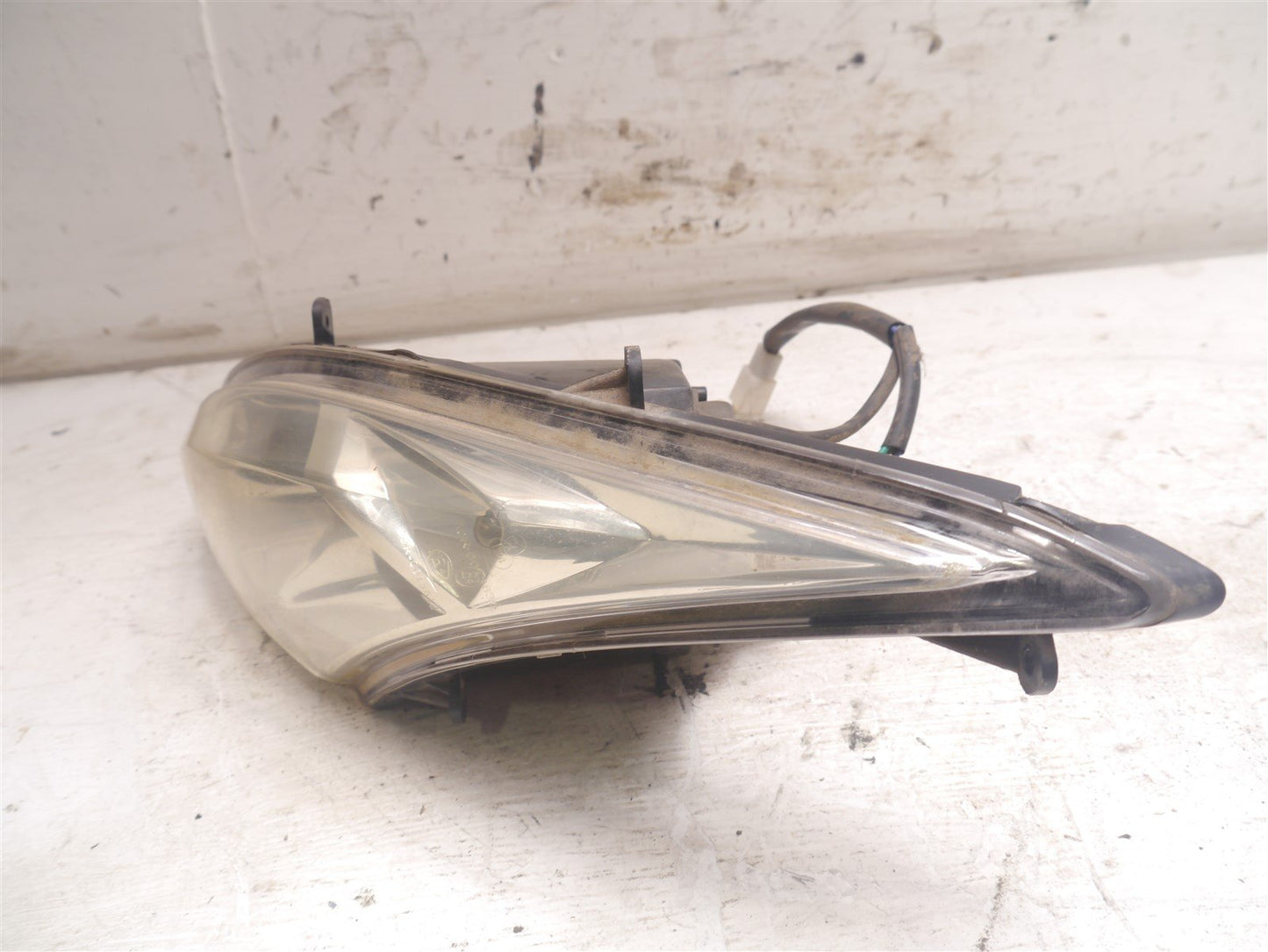 LEXMOTO MATADOR 125 ZS125T-40 2015-2017 FRONT RIGHT LIGHT HEADLIGHT