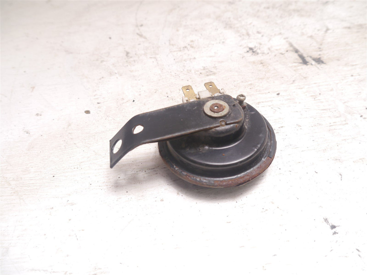 LEXMOTO MATADOR 125 ZS125T-40 2015-2017 HORN AND MOUNT