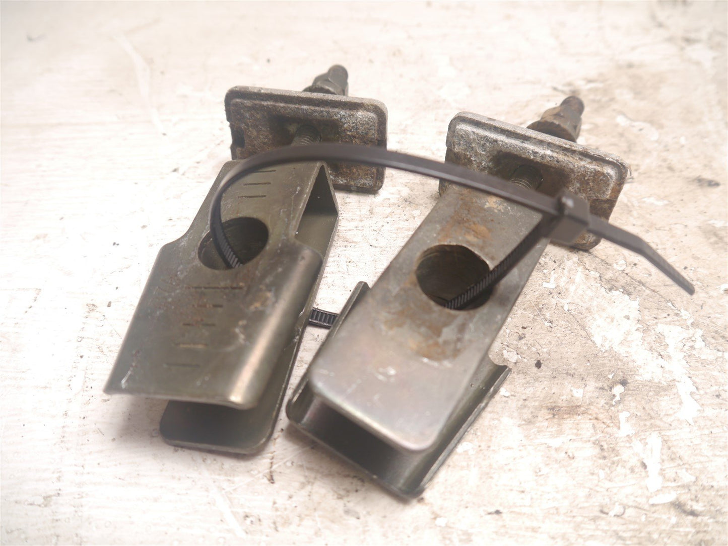 SYM WOLF SB125 2012-2021 DRIVE CHAIN TENSIONERS