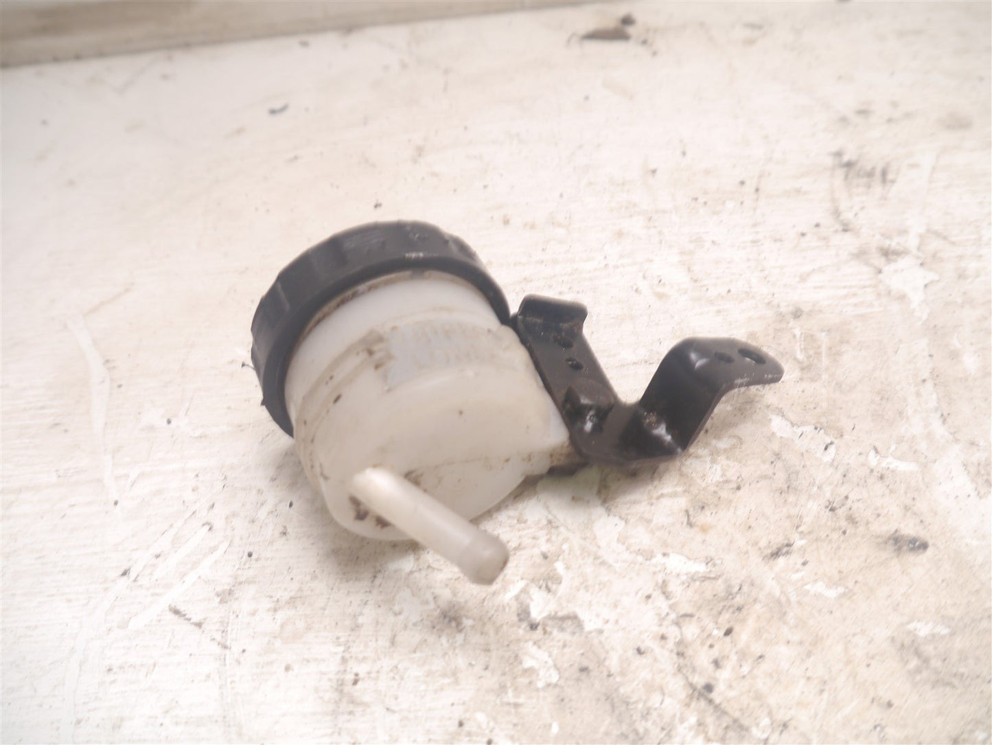 SYM WOLF SB125 2012-2021 REAR BRAKE FLUID RESERVOIR