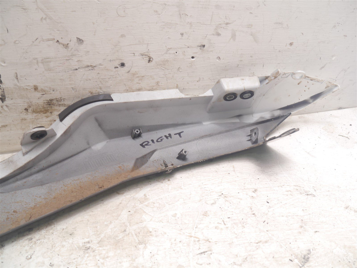 SYM WOLF SB125 2012-2021 RIGHT SIDE PANEL FAIRING