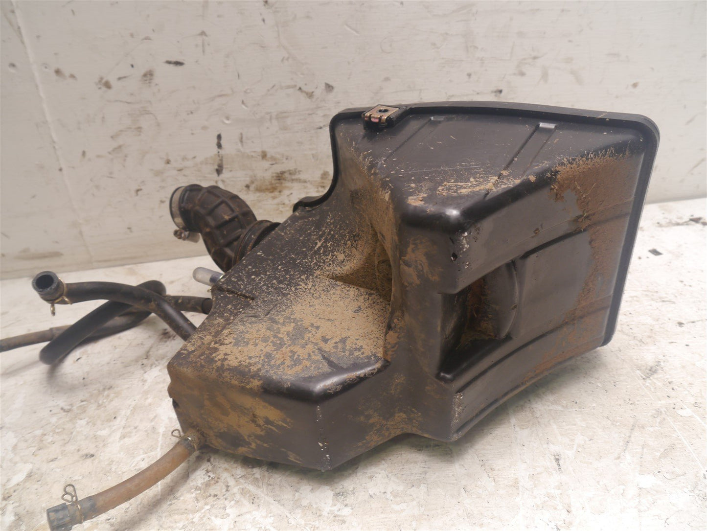 SYM WOLF SB125 2012-2021 AIRBOX ASSEMBLY 1.5k