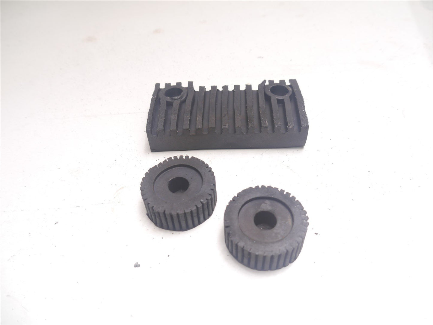 LEXMOTO ZSX-R 125  2018-2021 FUEL TANK RUBBERS