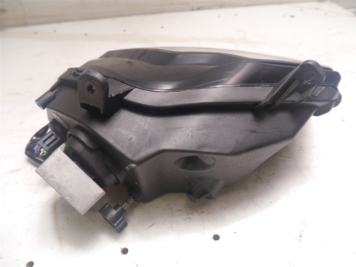 LEXMOTO AURA 125 2020-2021 RIGHT HEADLIGHT