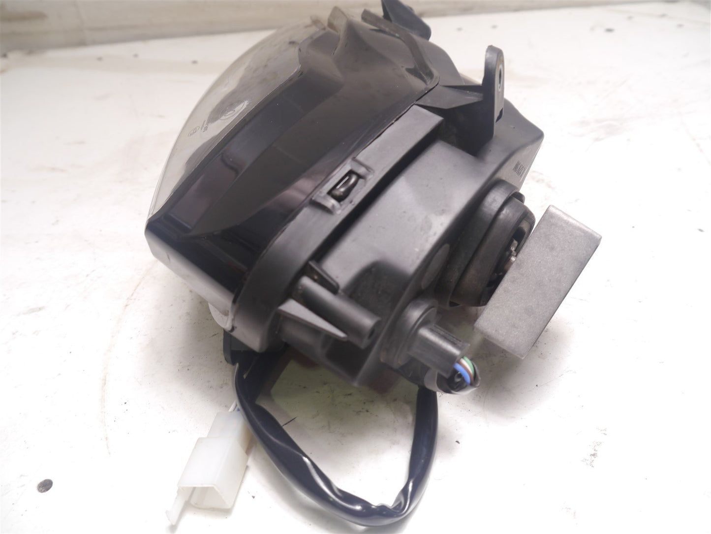 LEXMOTO AURA 125 2020-2021 RIGHT HEADLIGHT