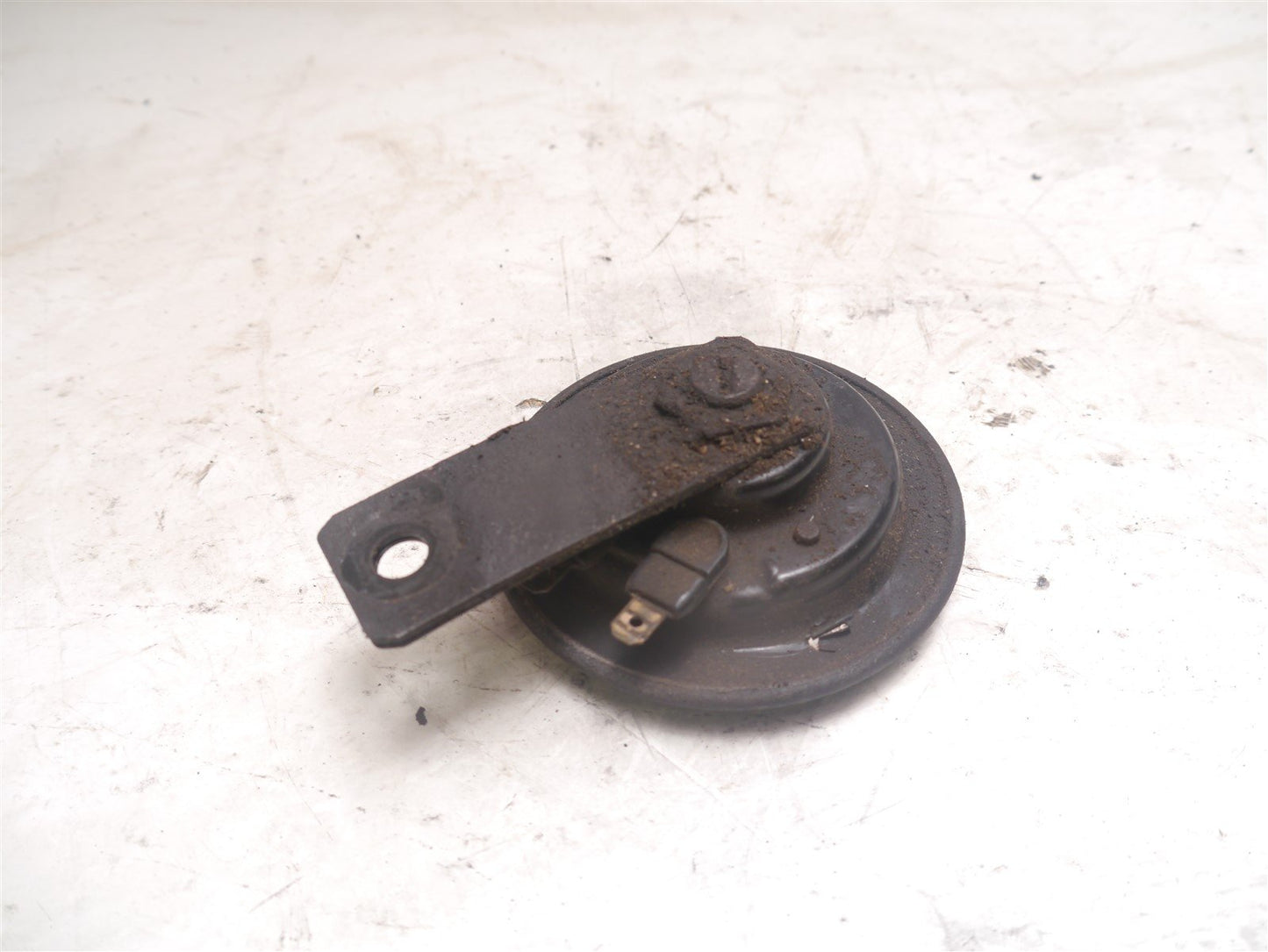 HONDA CBR600 F4 1999-2000 HORN AND MOUNT