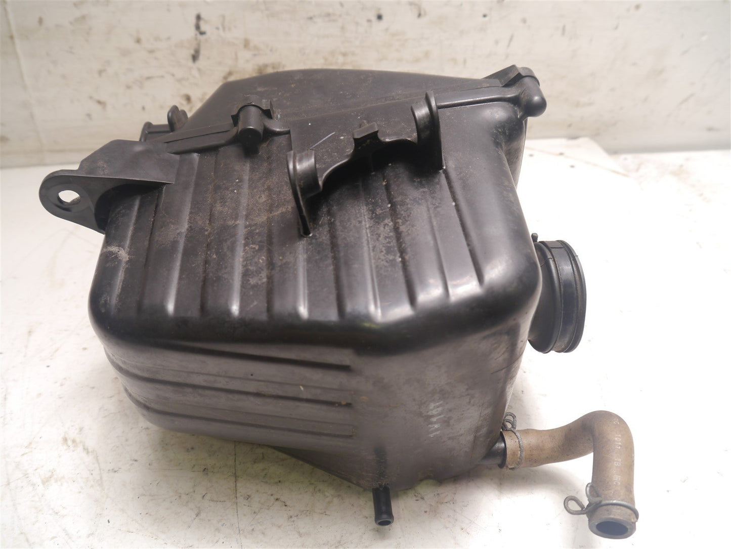 HONDA CBR125R CBR125 2012-2016 AIRBOX AIR FILTER ASSEMBLY