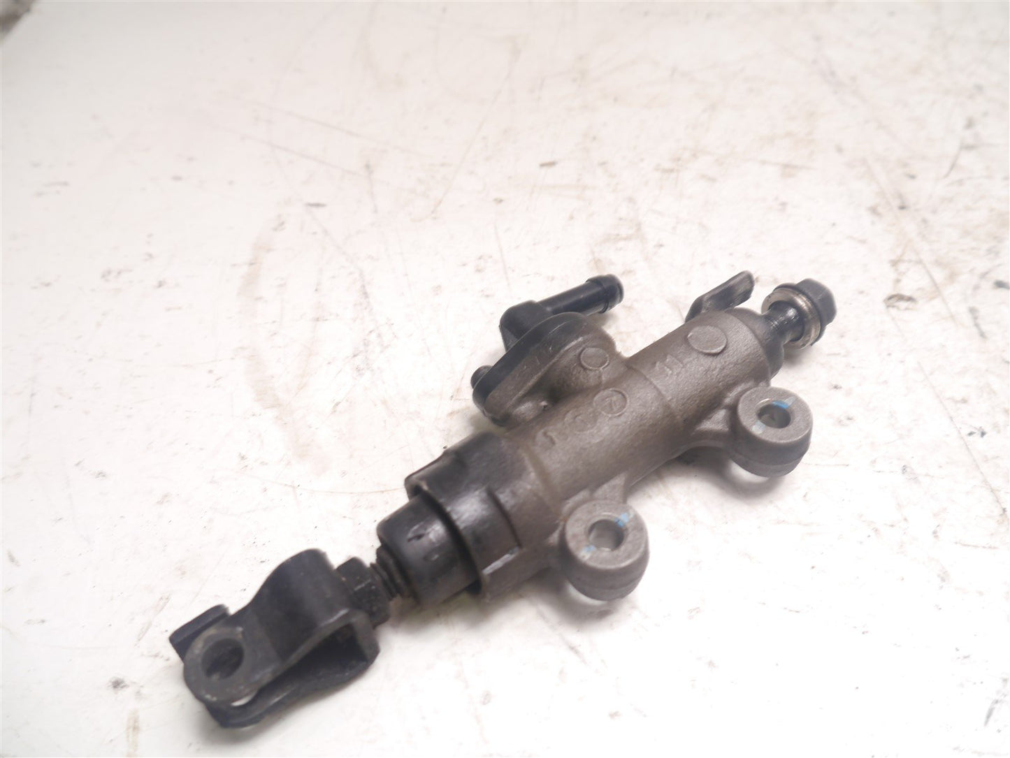 HONDA CBR125R CBR125 2012-2016 REAR BRAKE MASTER CYLINDER