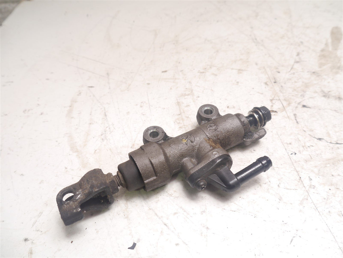 HONDA CBR125R CBR125 2012-2016 REAR BRAKE MASTER CYLINDER