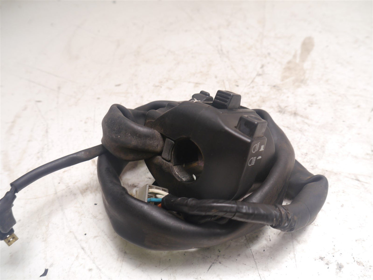 HONDA CBR125R CBR125 2012-2016 LEFT CLUTCH SWITCHGEAR