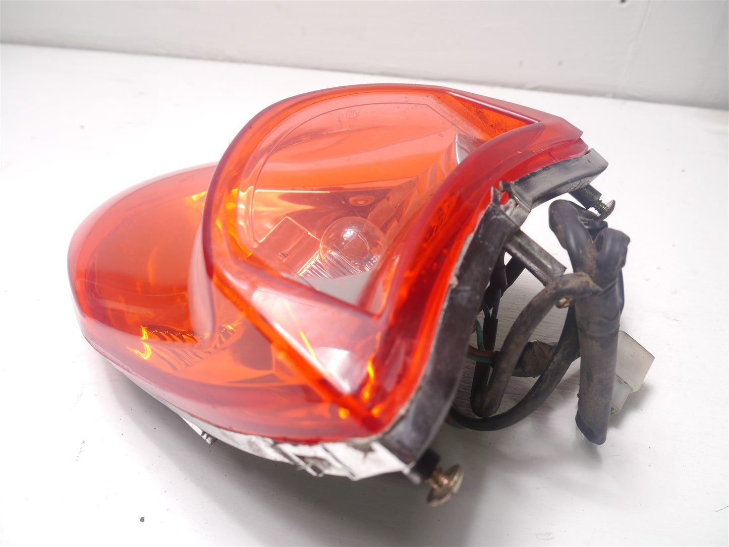 KYMCO PULSAR S 2013-2016 REAR LIGHT UNIT