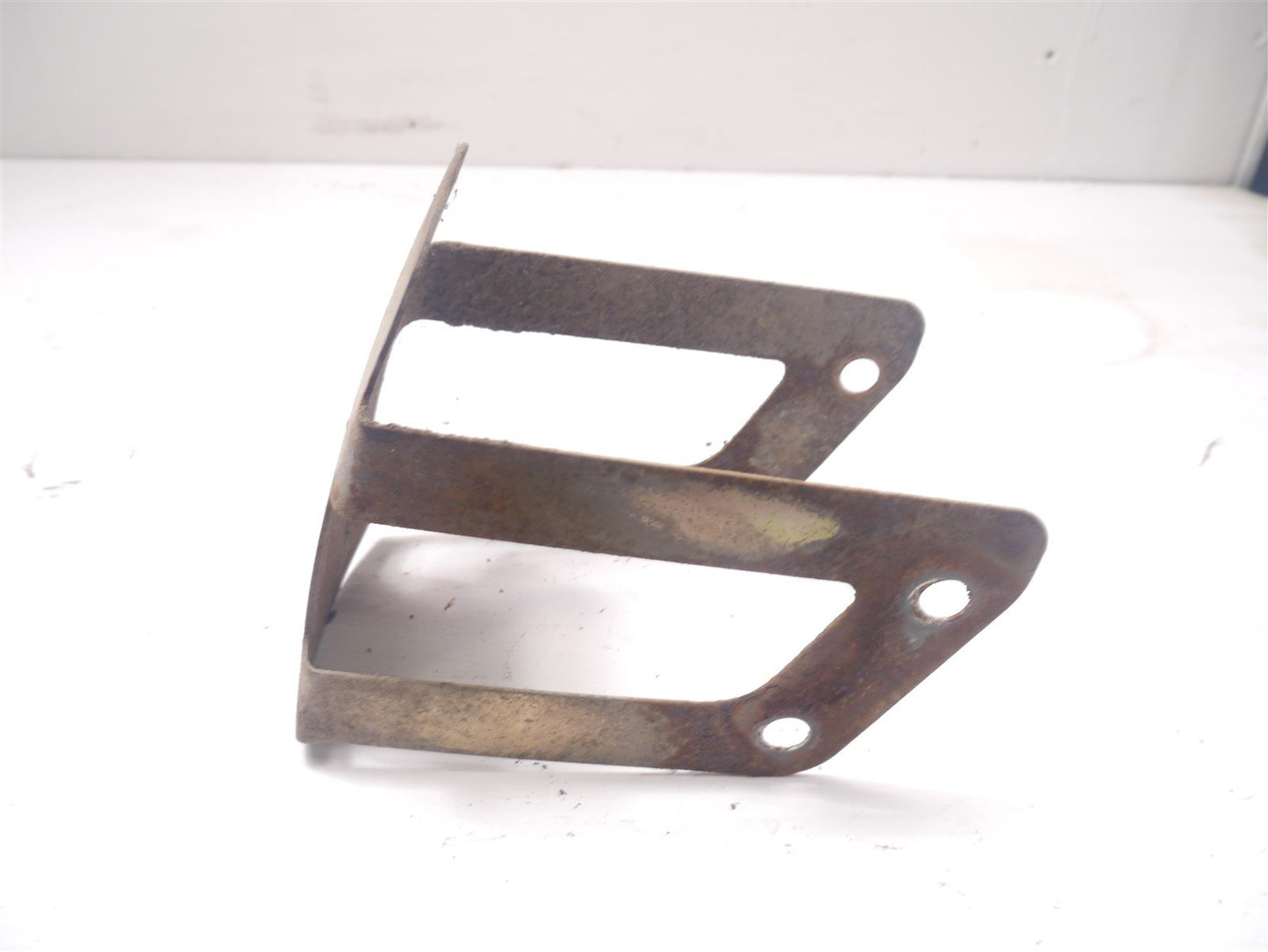 KYMCO PULSAR S 2013-2016 FRONT MUDGUARD BRACE